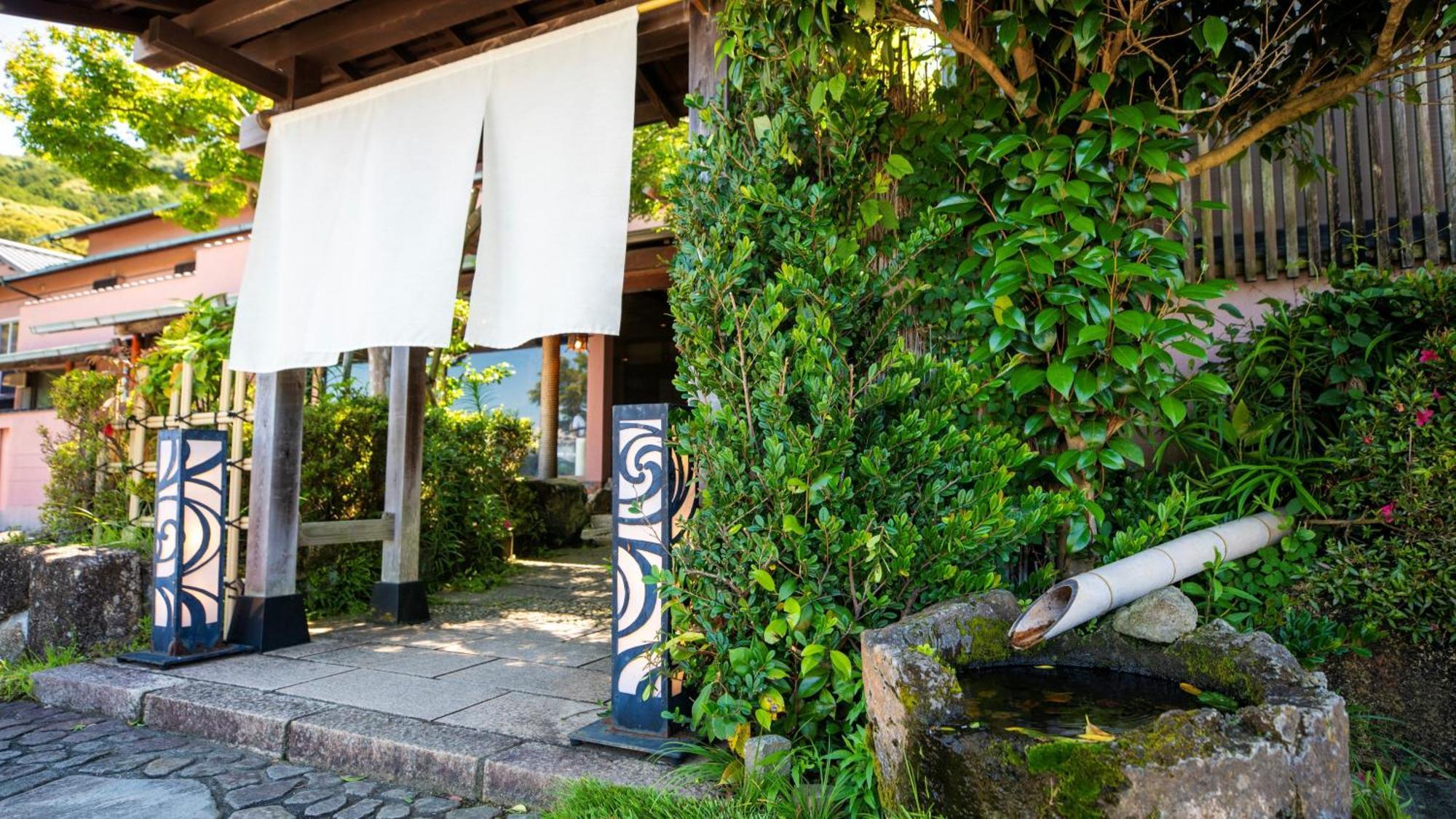Omoideno Jinde Hotel Izu  Buitenkant foto