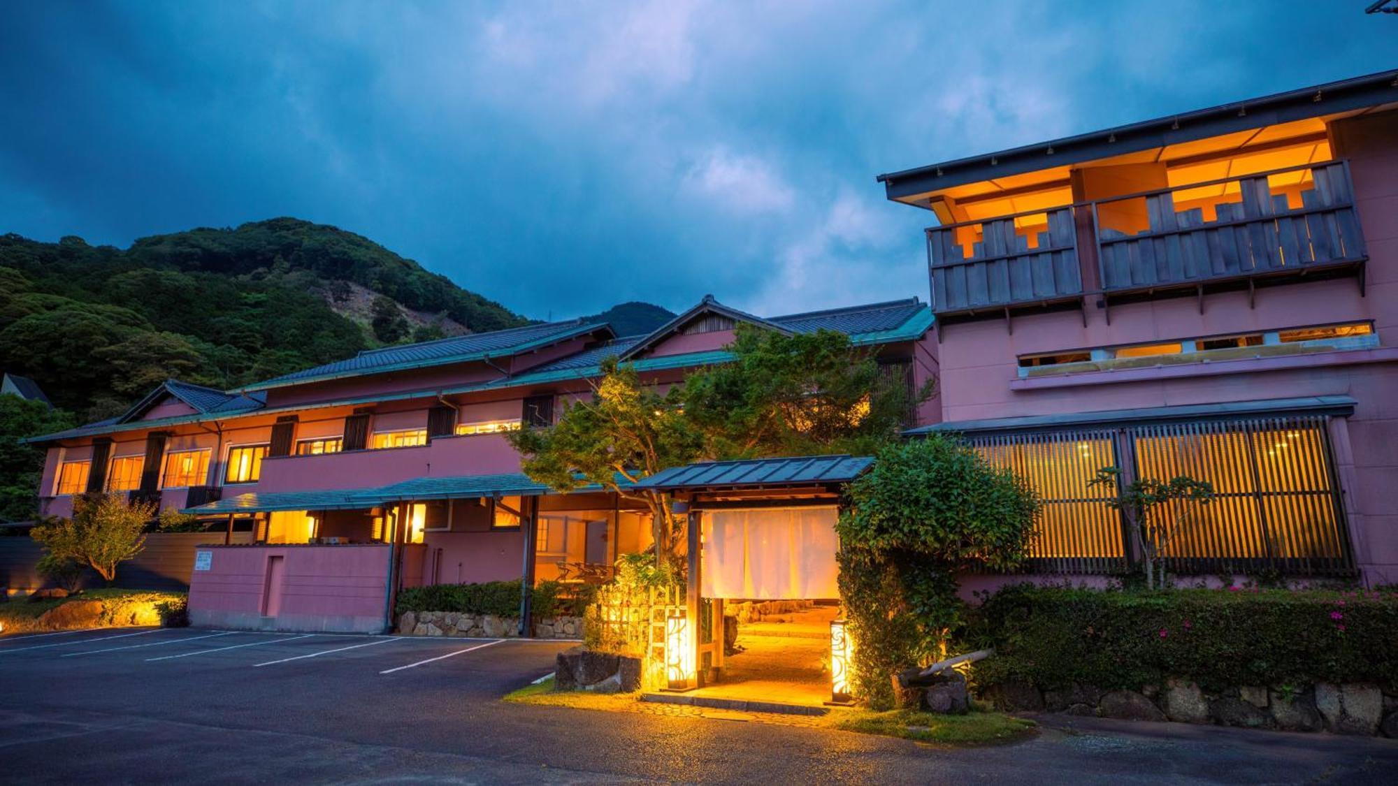 Omoideno Jinde Hotel Izu  Buitenkant foto